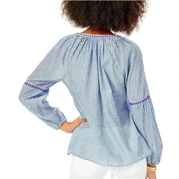 Lilly Pulitzer Women’s S Taelynn Top Coastal Blue Lightweight Oxford Stripe- NWT - Picture 2 of 14